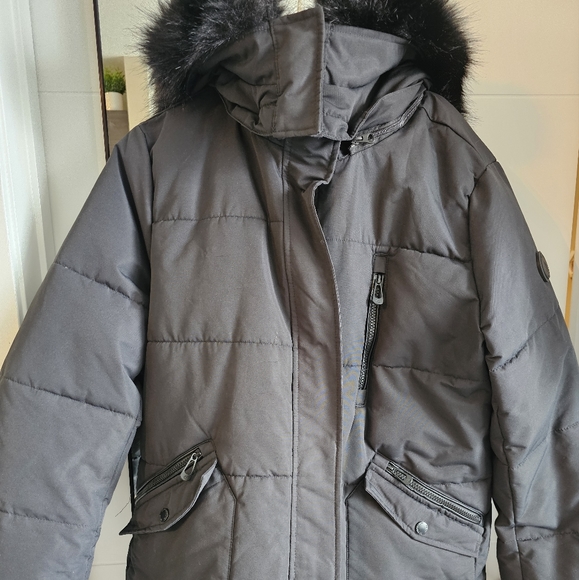 Beautiful long warm winter coat lots of pockets - Picture 2 of 9